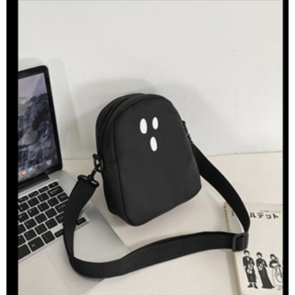 Casper Ghost Face Crossbody Bag Suprised Small Halloween Bag - Picture 8 of 11